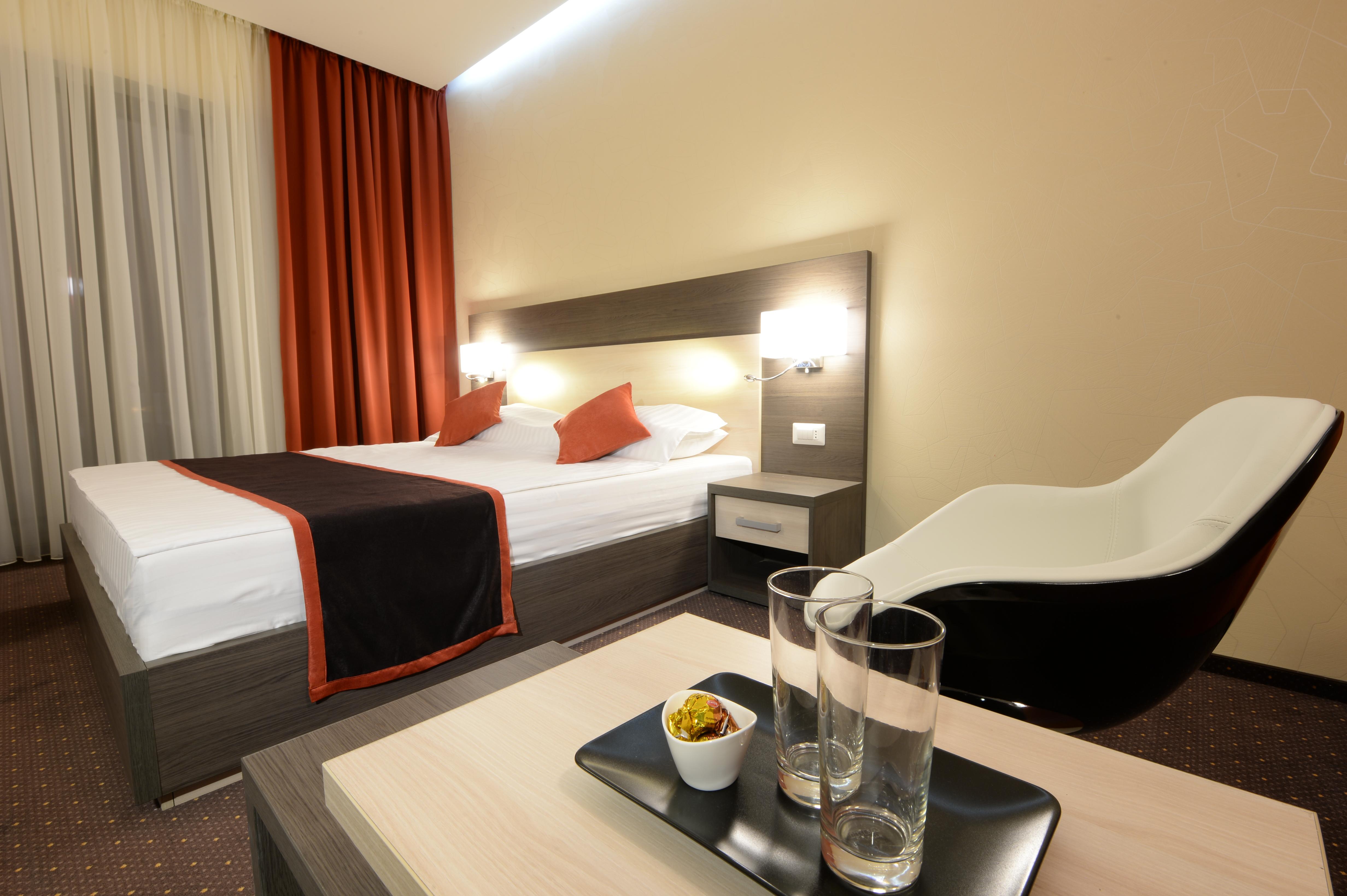 Hotel Galaxy Dumbravita  Exteriör bild